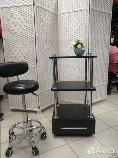 Этажерка косметологическая