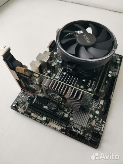 Комплект AM3 + fx4300 + gt610 + 4gb