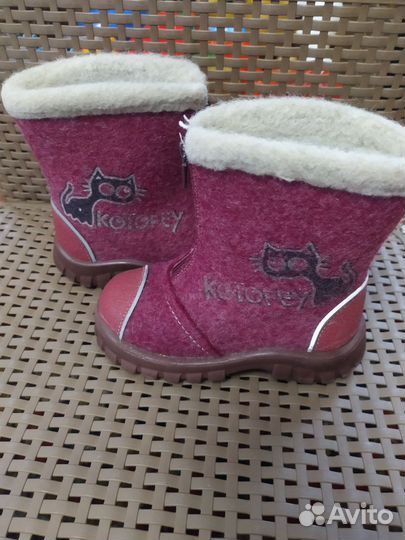 Сапожки для девочки