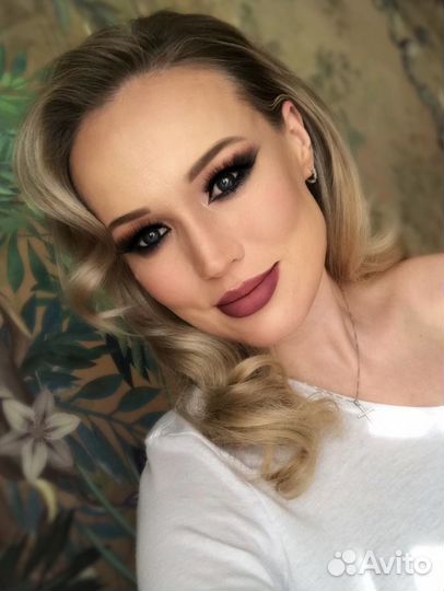 Стилист-визажист