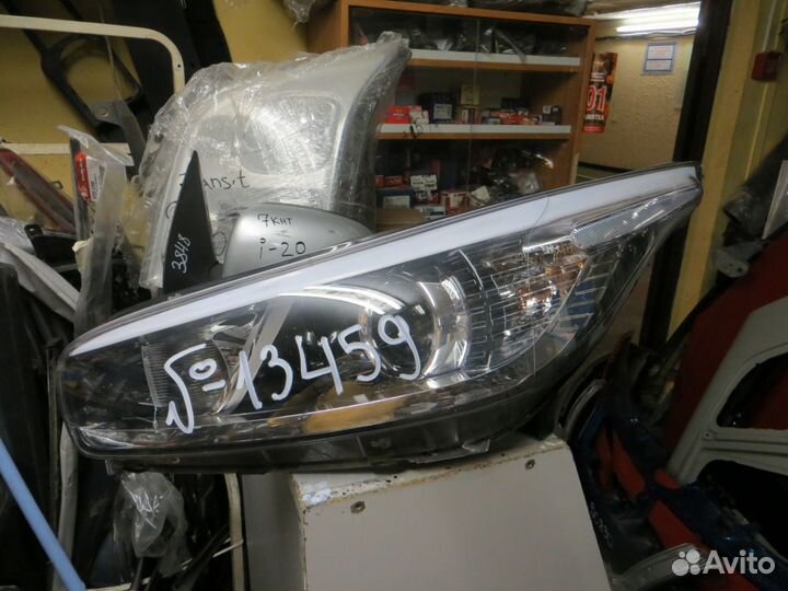 Kia - Ceed с 2012 фара левая