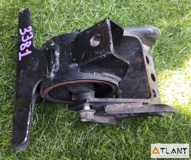 Подушка двигателя передний правый mazda carol