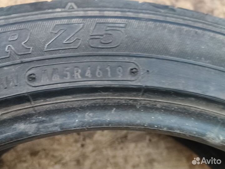 Sumitomo HTR Z 235/45 R18 98Y