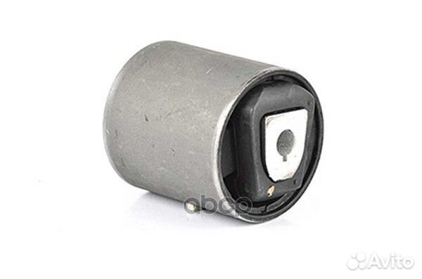 Сайлентблок рычага передн. подвески BSG15700003