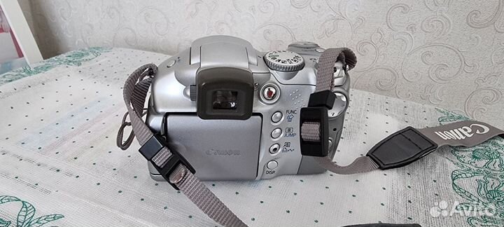 Компактный фотоаппарат Canon PowerShot S2 IS