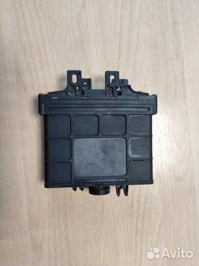 Электронный блок Volkswagen Passat B5