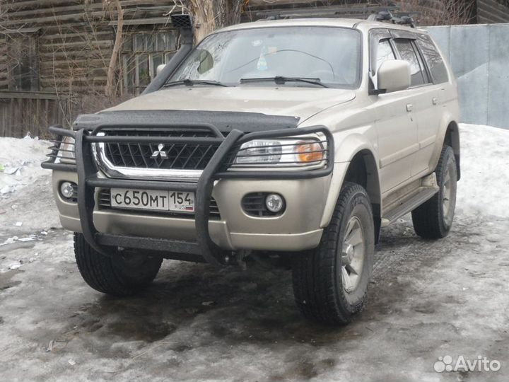 Кенгурятник на mitsubishi pajero,mitsubishi