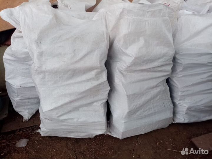 Дрова в мешках дуб