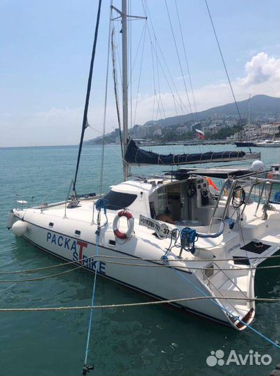 Яхта в аренду