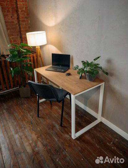 Компьютерный стол Лофт