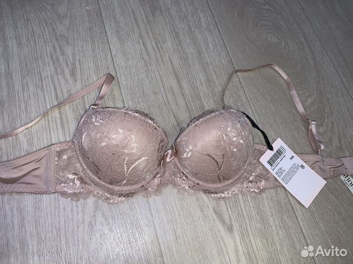 Бюстгальтер