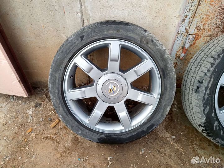 Диски на cadillac escalade r22