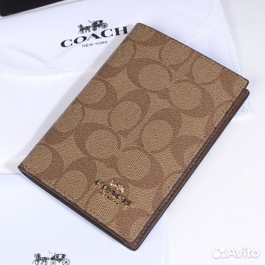 Обложка для паспорта coach