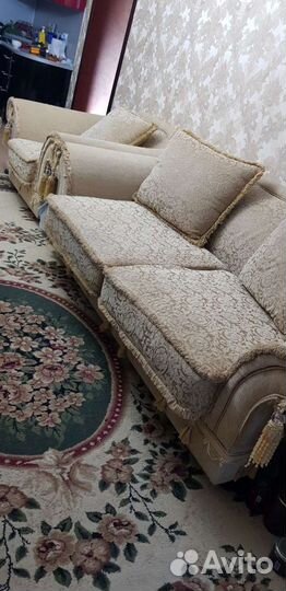 Большой Диван бу
