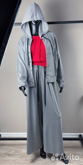 Костюм + платье 44/46