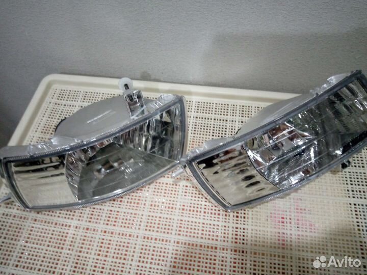 Фары на toyota corolla