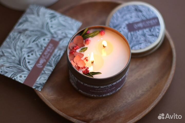 Соевая свеча с посланием внутри и декором