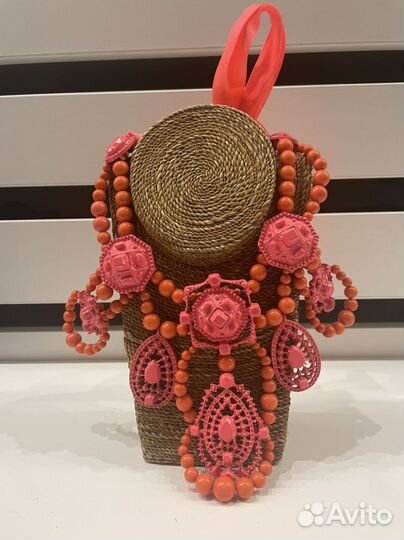 Колье ожерелье