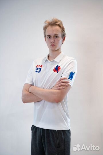 Тренер по баскетболу