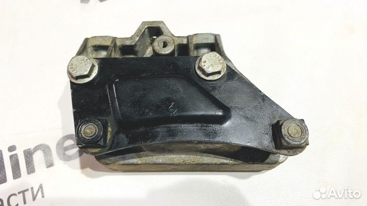 Кронштейн МКПП Volkswagen Jetta 5 седан 1.6 BSE