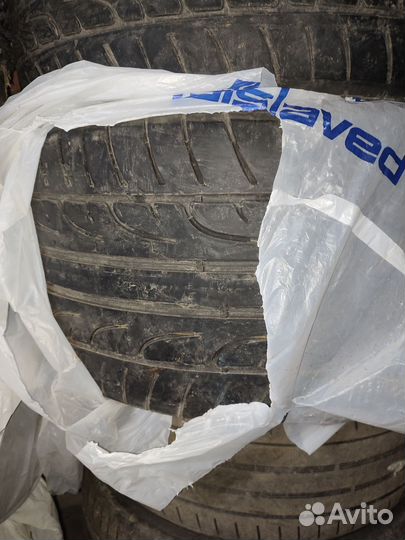 Dunlop SP Sport Maxx 285/35 R21 и 325/30 R21