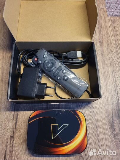 Продам android TV BOX vontar X3