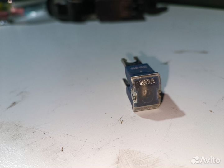 Предохранитель 100А галант 7