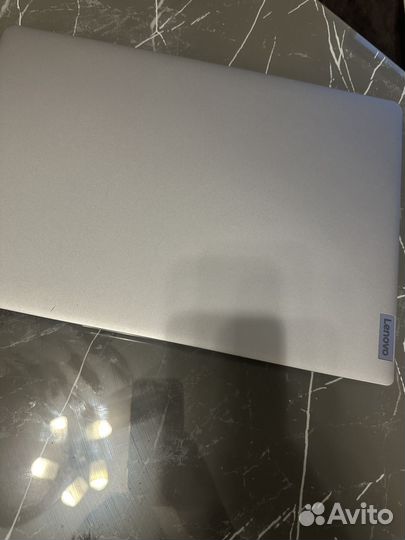 Ноутбук lenovo