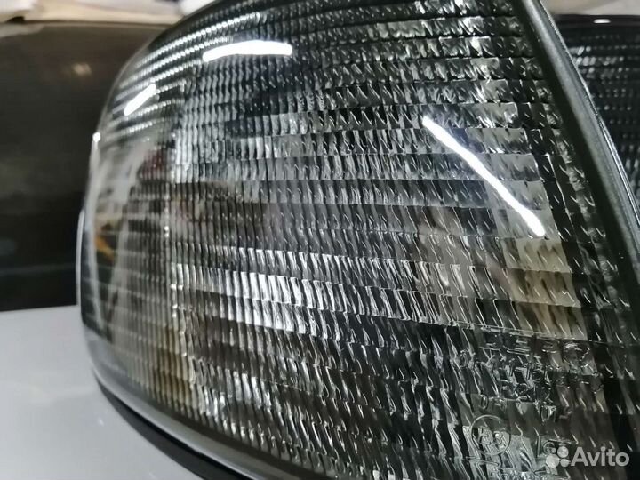 Поворотники передние black Ауди 100 С4/45, S4 C4