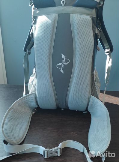 Рюкзак туристический Mountaintop 40 литров