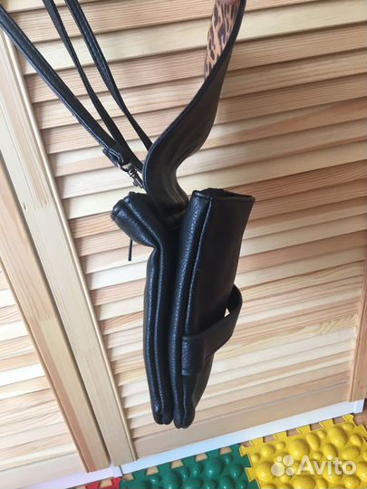 Сумка-клатч Stradivarius