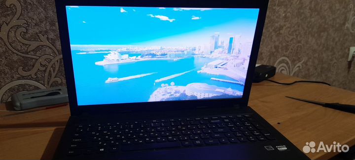 Ноутбук Lenovo на запчасти