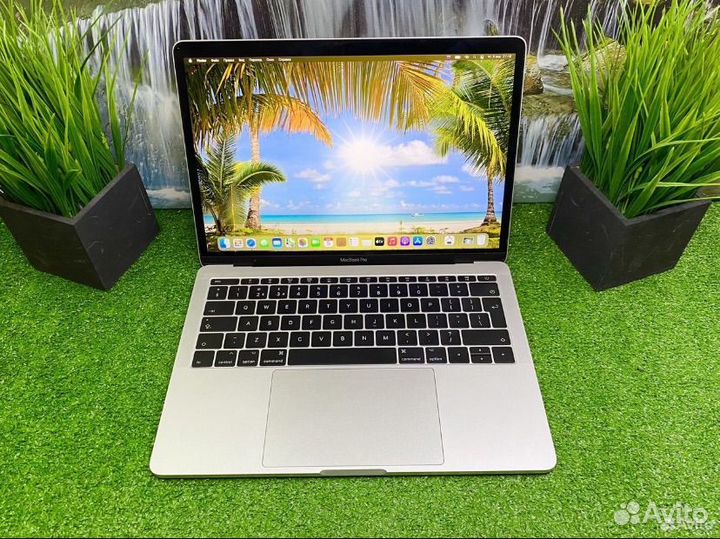 Новые Apple MacBook Pro 13 опт и розница