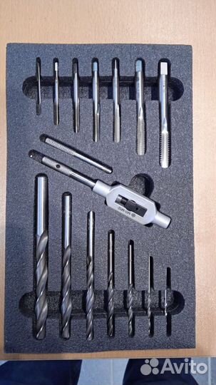 Набор метчиков