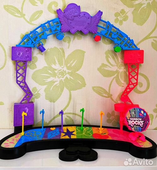 Сцена Equestria Girls/Девочки из Эквестрии