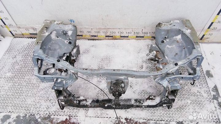 Передняя панель крепления облицовки (телевизор) ni