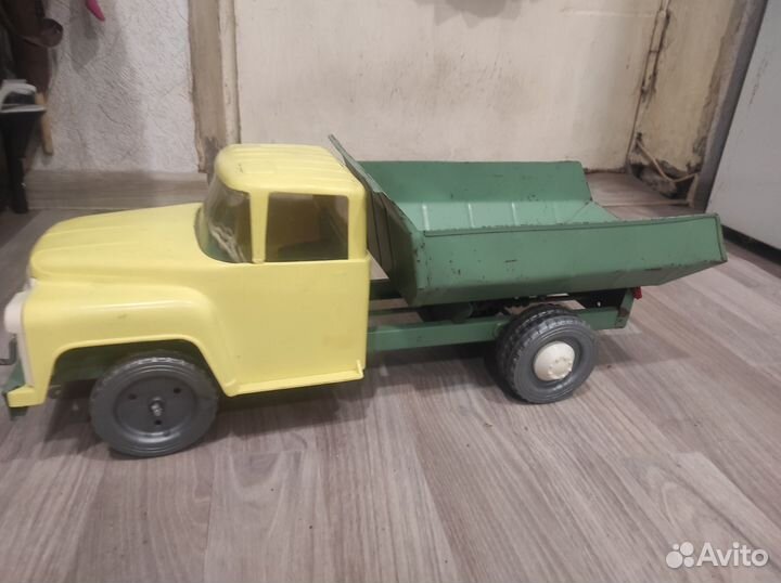 Игрушки СССР машинки грузовики