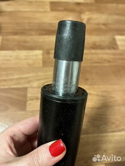 Газлифт для офисного кресла