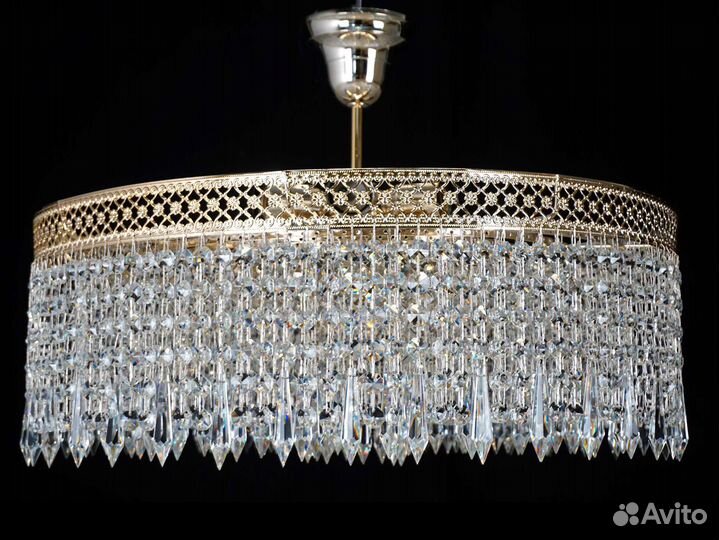 Потолочная люстра 