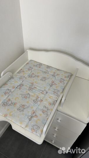 Комод с пеленальным столиком и с матрасиком