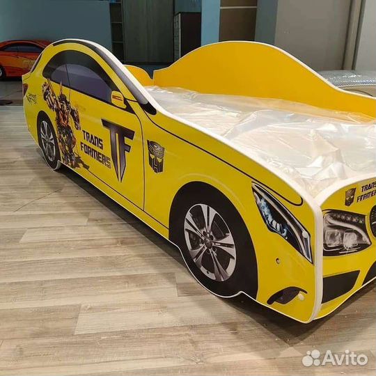 Кровать машина