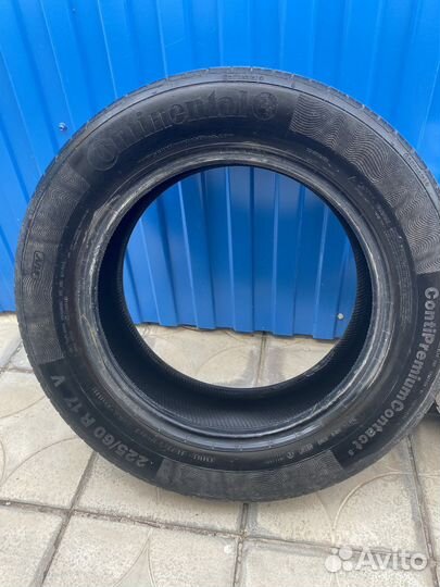 Continental ContiPremiumContact 5 225/60 R17 V