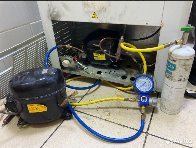 Ремонт холодильников