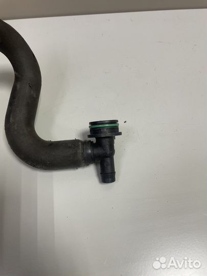 Трубка картерных газов Ауди А4 Б8 А5 8Т Ку5 Q5 8R