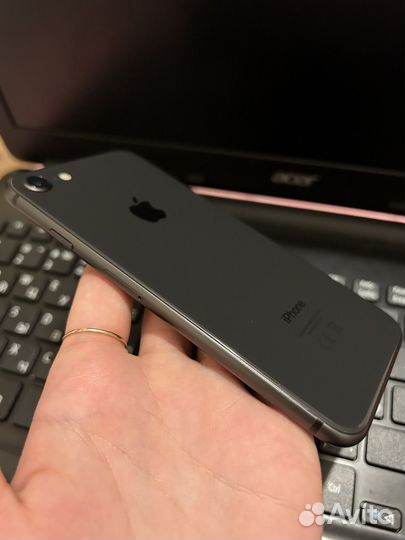 iPhone 8 на 256 гб