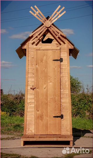 Дачный туалет деревянный SOX559
