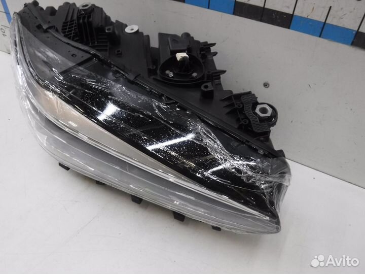 Фара правая на BMW X5