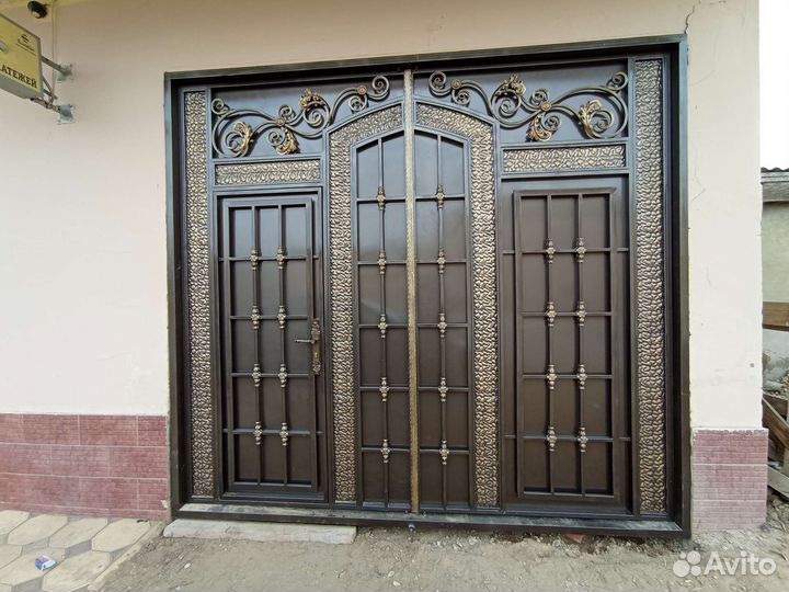 Установка входных дверей,ворот и др металл.изд