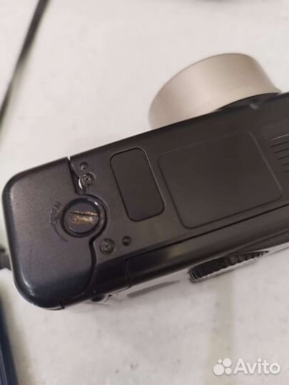 Плёночный фотоаппарат Canon super 135N