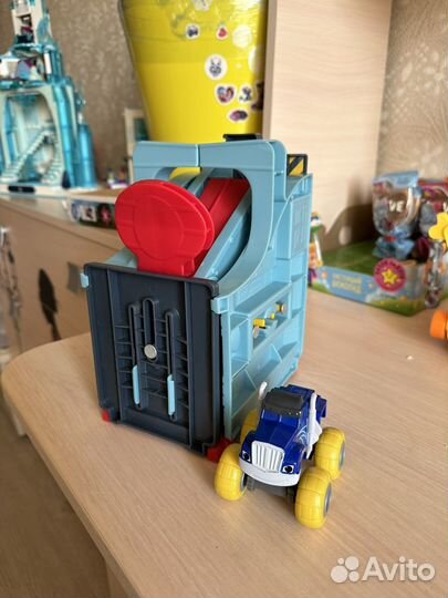 Вспыш и чудо-машинки